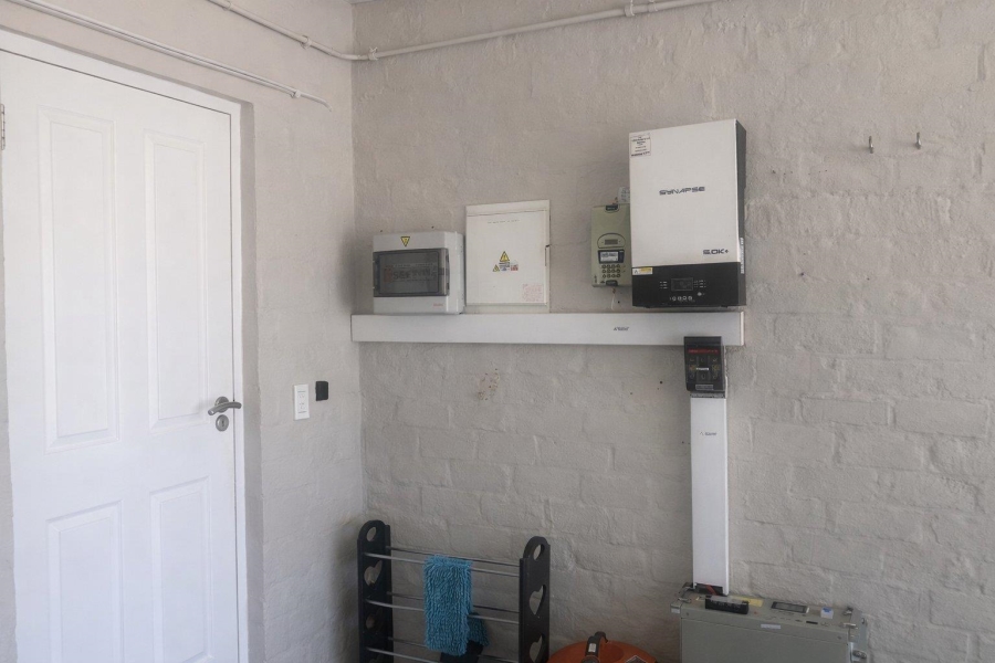 To Let 3 Bedroom Property for Rent in Big Bay Western Cape